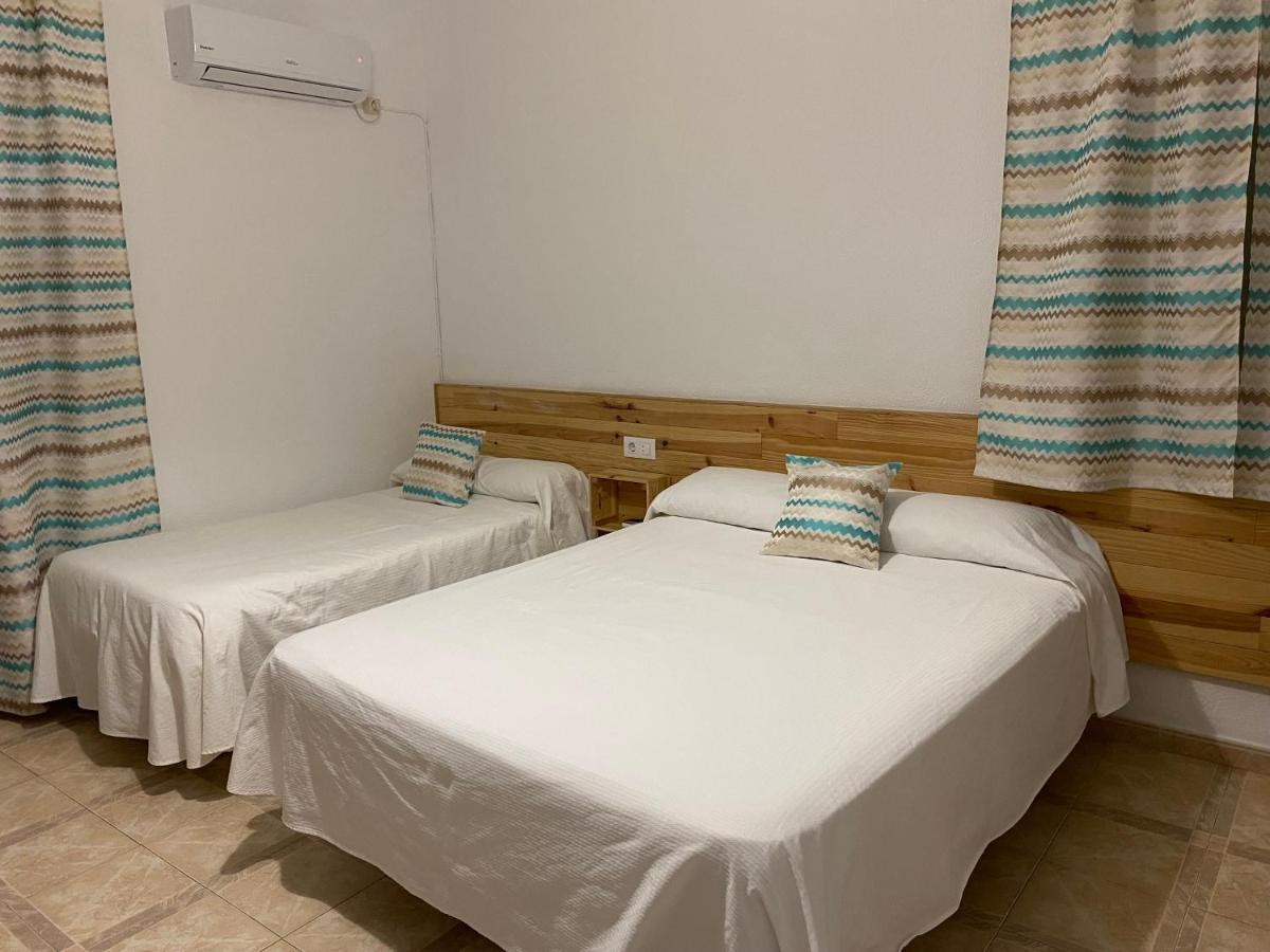 Hostal Barbate Eksteriør billede