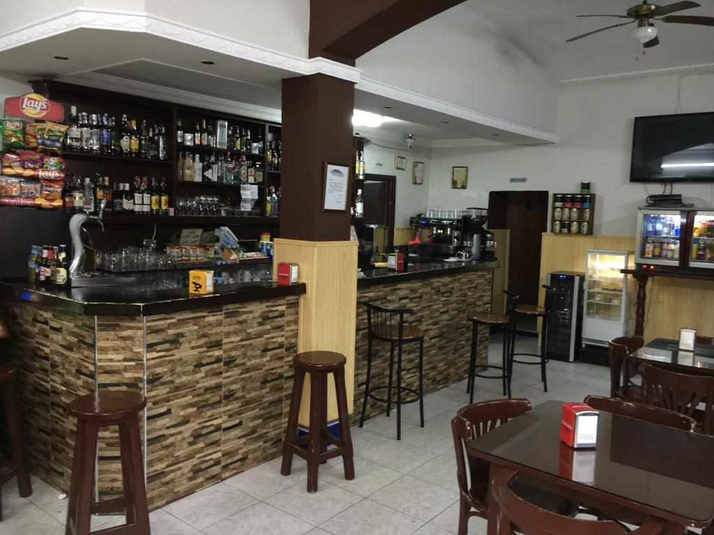 Hostal Barbate Eksteriør billede